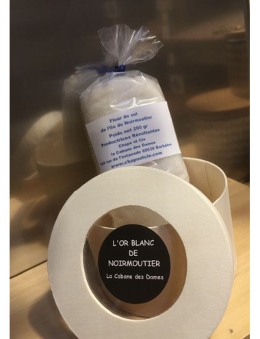 La boite en bois léger et son sachet de fleur de sel nature de 150gr