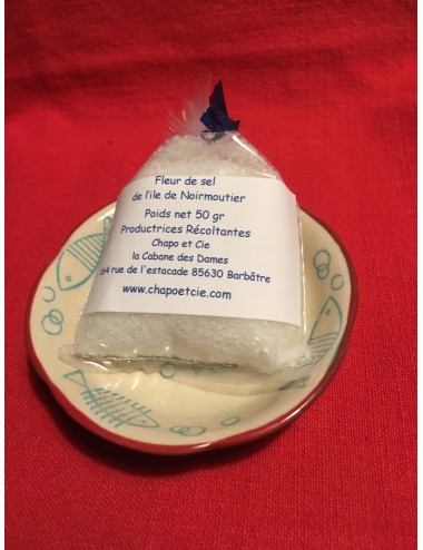 petite coupelle Océane, ronde, proposée avec un sachet de 50gr de fleur de sel nature