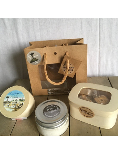 SPÉCIAL FÊTES : Sacs Kraft Petit Modèle Rectangulaire à fenêtre, garni de nougats, fleur de sel et caramels