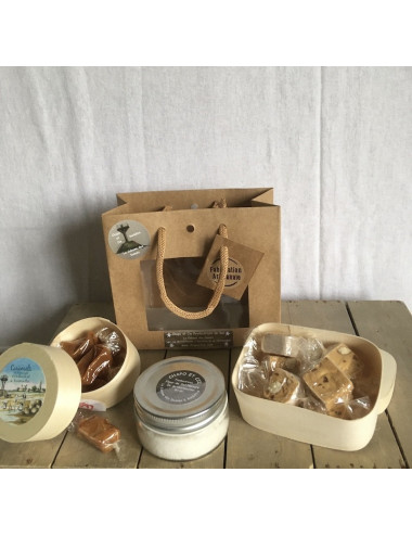 SPÉCIAL FÊTES : Sacs Kraft Petit Modèle Rectangulaire à fenêtre, garni de nougats, fleur de sel et caramels